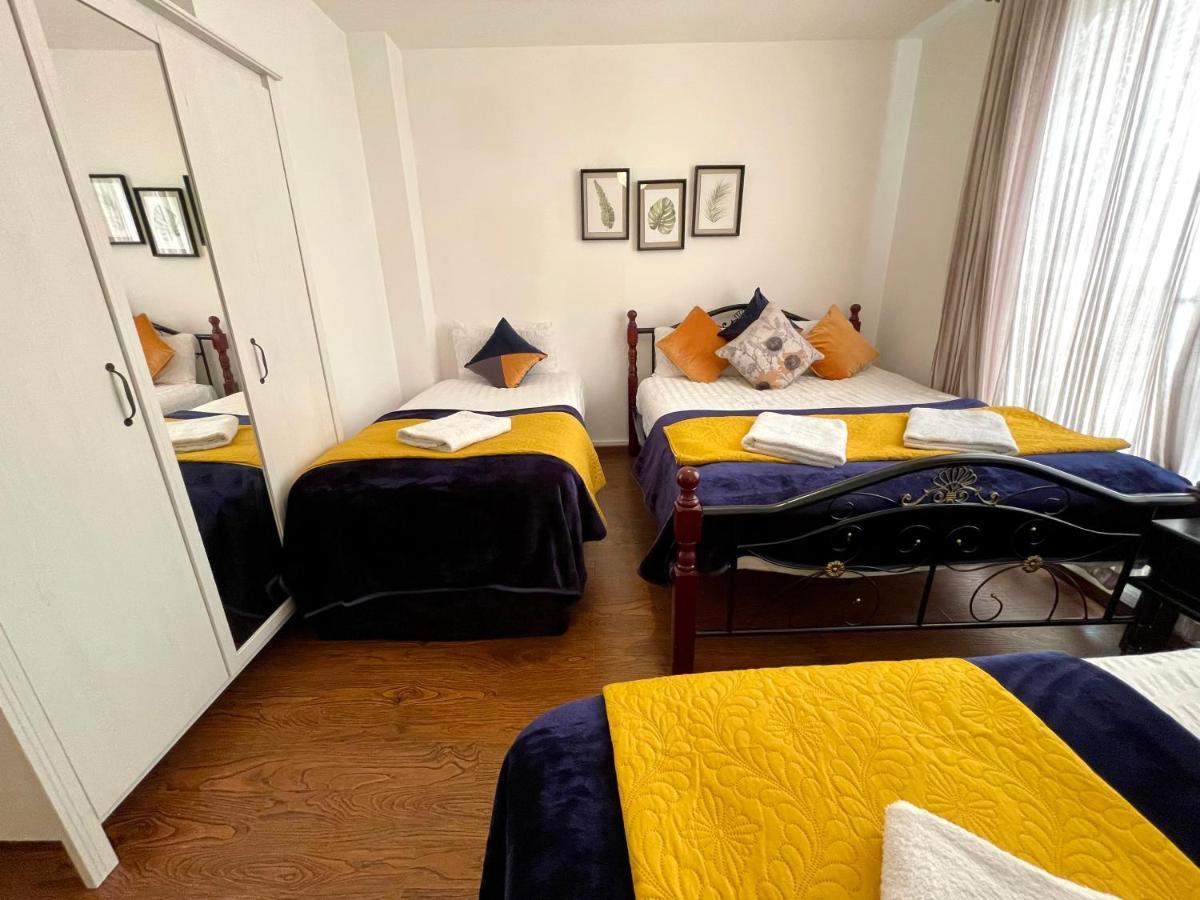 London Stratford Luxury House, 5 Minutes Walk Station, Westfield, 3 Bedrooms 3 Bathrooms, Reception, Garden, Parking מראה חיצוני תמונה